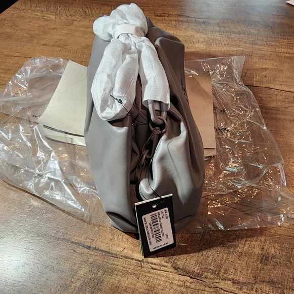 Badgley Mischka Gray Wrapped Frame Clutch - Picture 6 of 8